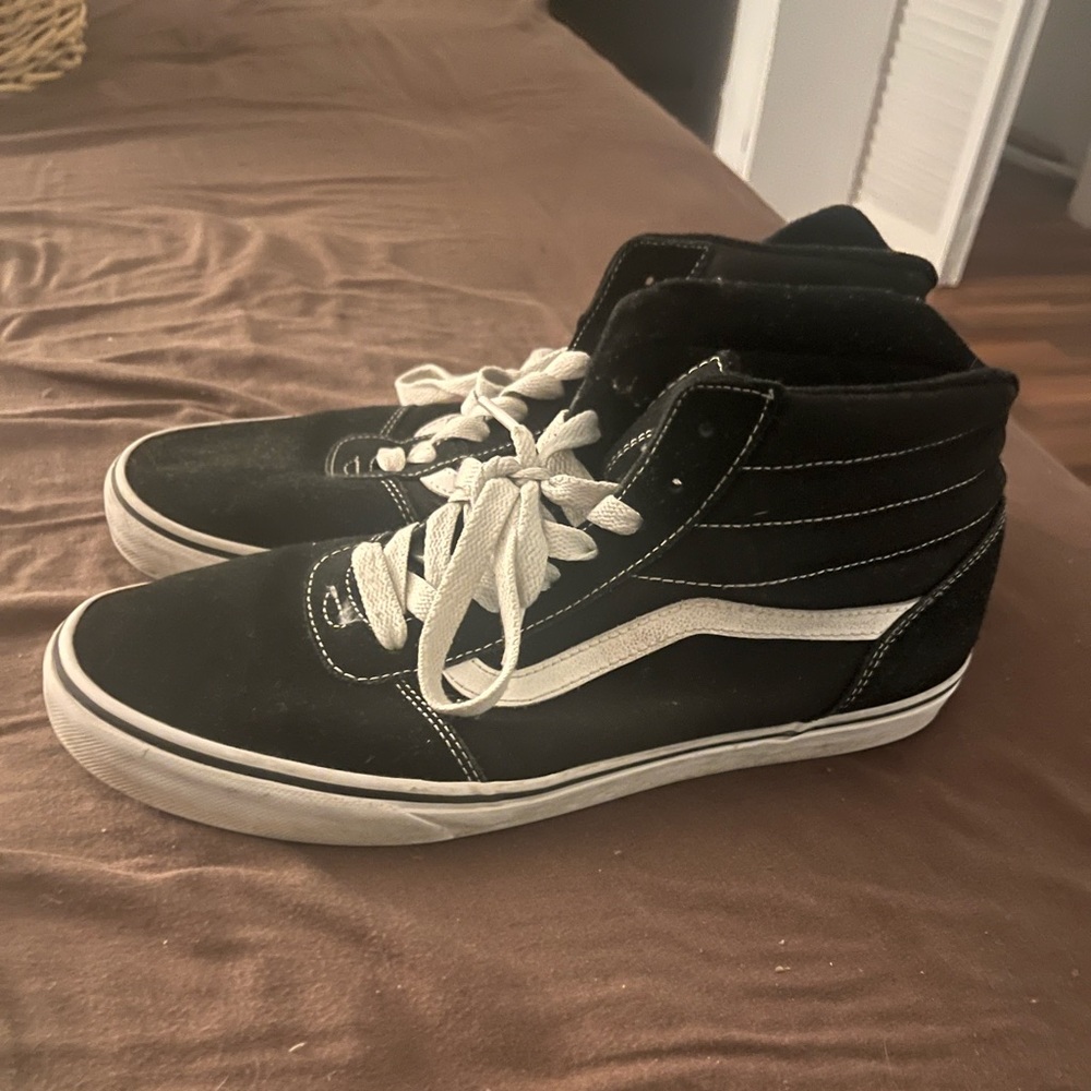 Used but in great condition (hardly worn)